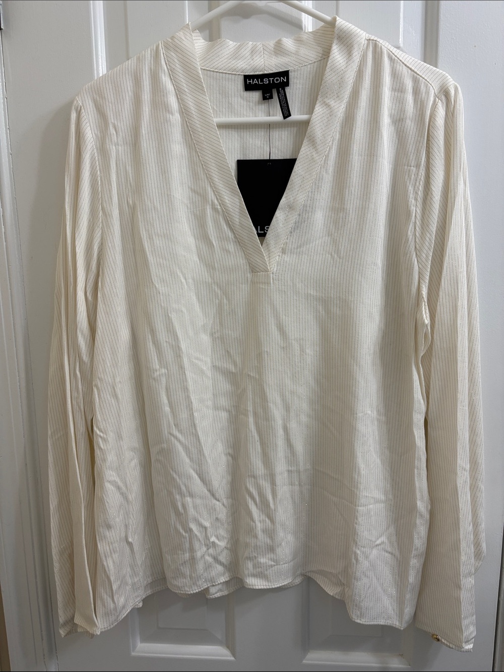 Halston Heritage Cream V-Neck Long Sleeve Top
